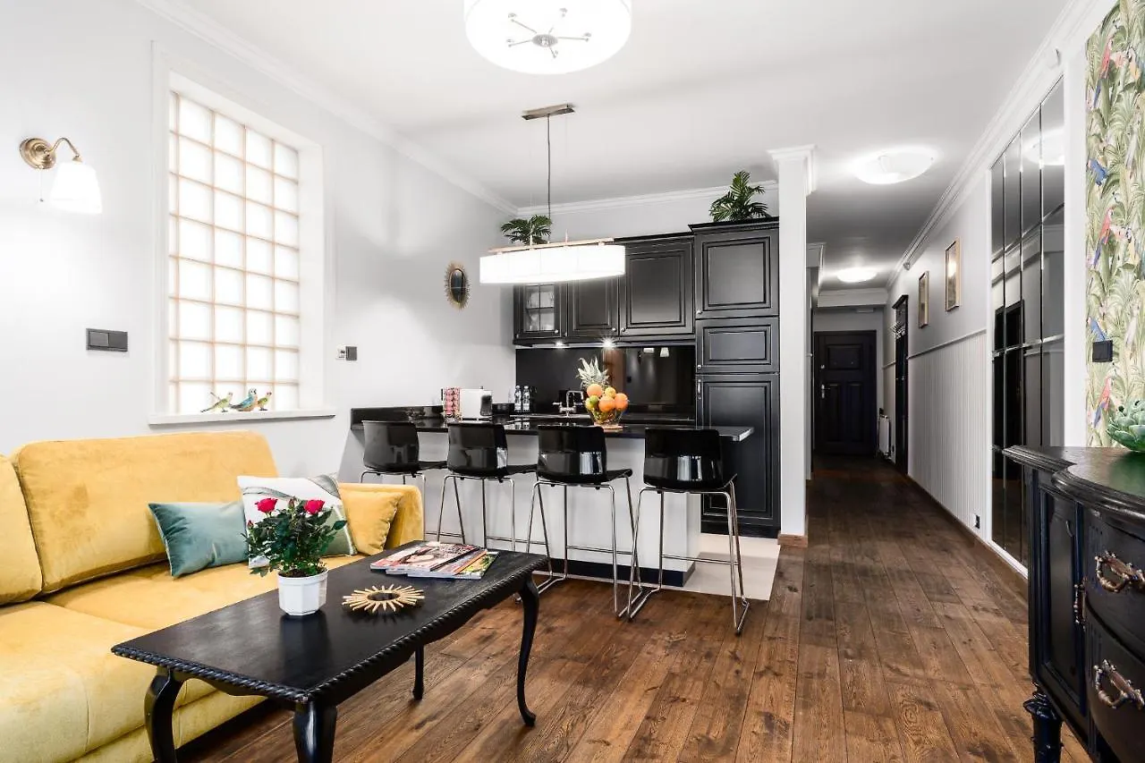Sanhaus Apartments - Capri - Apartamenty 200 Metrow Od Plazy I Deptaka Sopot 0*,  Polen
