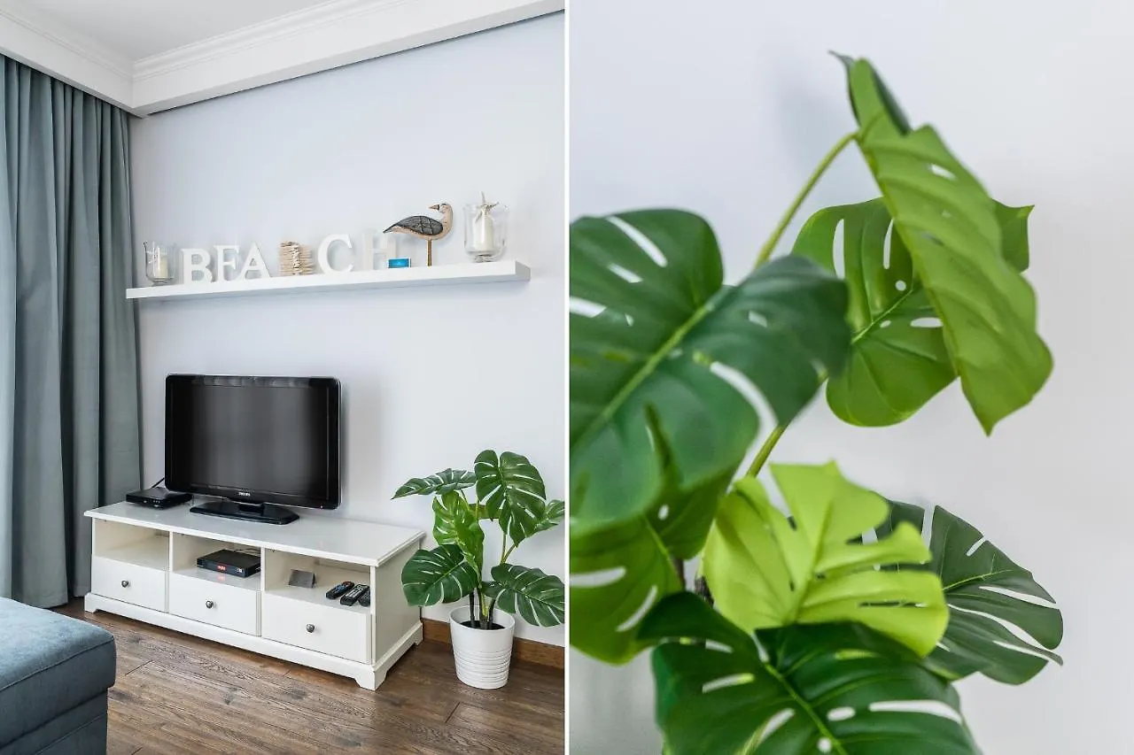 Sanhaus Apartments - Capri - Apartamenty 200 Metrow Od Plazy I Deptaka Sopot 0*,  Poland